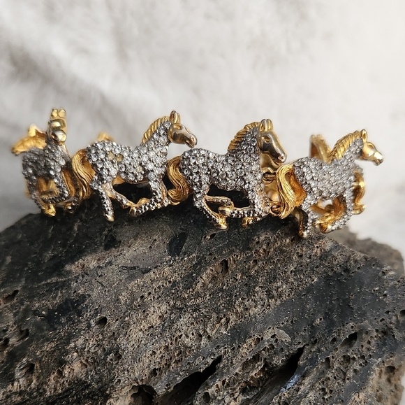 Butler Fifth Avenue Vintage Running Horses Crystal Bracelet - Picture 6 of 14